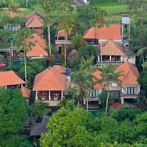 Villa Griya Shanti &